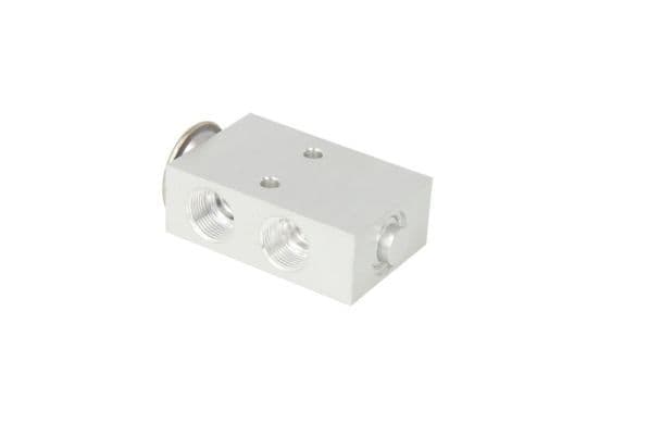 Airconditioning ventiel (type koelvloeistof: R12) past: FENDT 1 D FARMER, 1 E FARMER, 1 Z FARMER, 2 D FARMER, 2 D FARMER (FW 228), 2 DE FARMER, 2 S FARMER, 2 SA FARMER, 3 S FARMER, 3 S FAVORIT