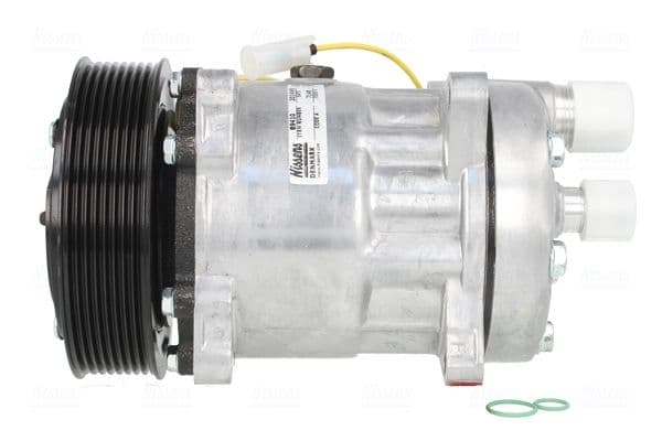 Airconditioning compressor past: VOLVO FH12, FH16, FL12, FM12, NH12 08.93-
