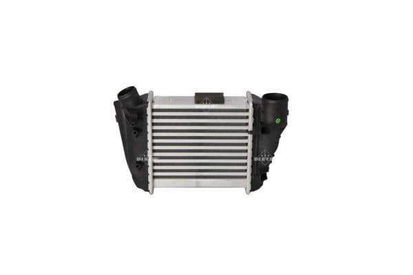 Toevoerluchtkoeler past: AUDI A4 B6, A4 B7 1.9D/2.5D 11.00-05.06