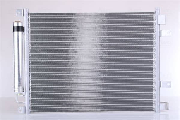 A/C condensator (met droger) past: NISSAN ALMERA 1.5 08.12-