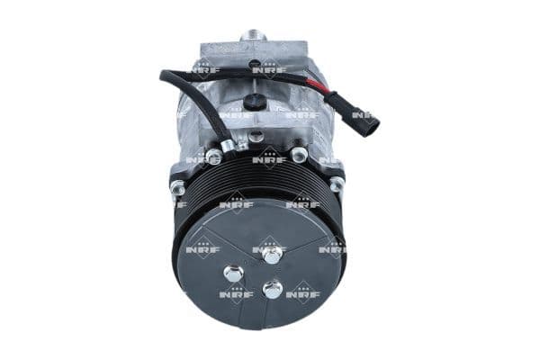 Airconditioning compressor 12V (R134a) past: CASE IH 125, 130, 140, 145, 155, 160, 170, 185, 200, 215  NEW HOLLAND T7.170 2WD, T7.170 4WD, T7.185, T7.185 4WD, T7.200 2WD, T7.200 4WD, T7.210