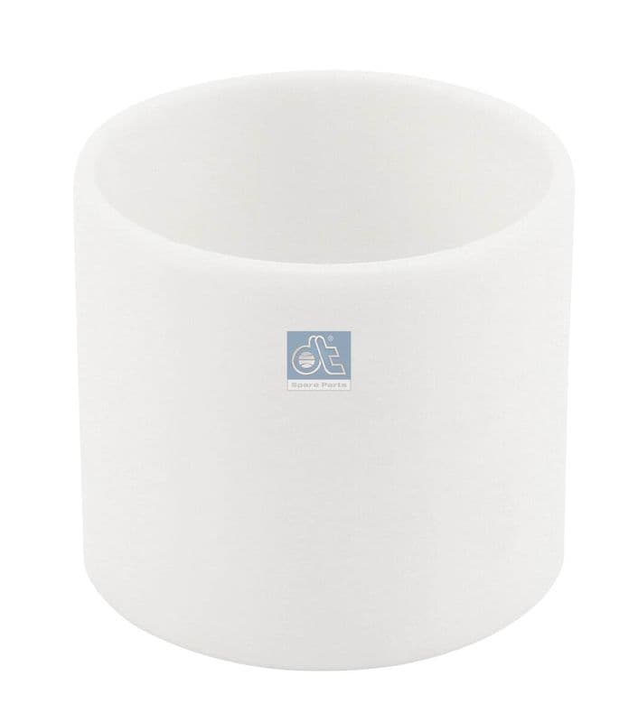 Steering knuckle pivot sleeve