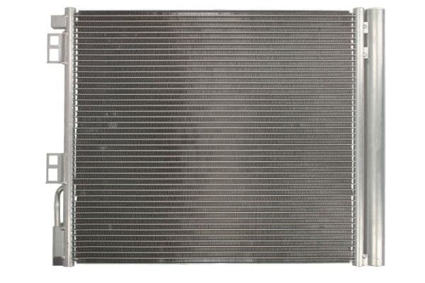 A/C condensator (met droger) past: NISSAN NV200, NV200 / EVALIA 1.5D 02.10-