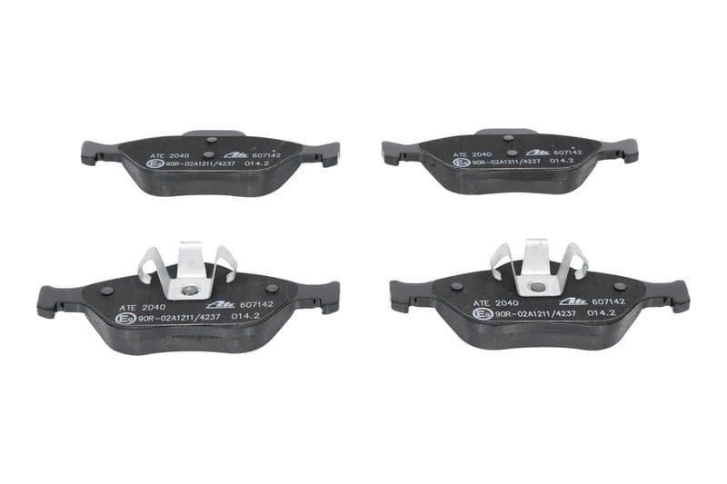 Remblokken set Voor , past: FORD FIESTA, FIESTA IV, FIESTA V, FUSION, KA, PUMA, STREET KA  MAZDA 121 III, 2  TOYOTA YARIS 1.0-1.8D 08.95-06.20