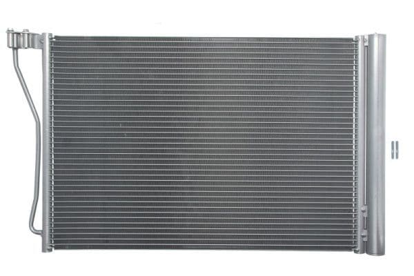 A/C condensator (met droger) past: BMW 5 (F10), 6 (F12), 6 (F13), 6 GRAN COUPE (F06) 4.4 09.11-10.18
