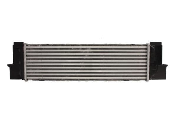 Toevoerluchtkoeler past: BMW X3 (F25), X4 (F26) 3.0/3.0D 09.10-03.18