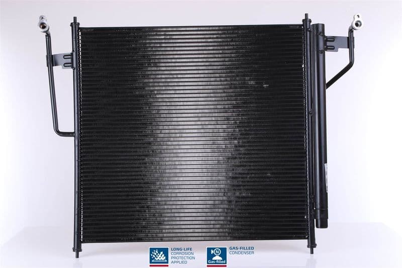 A/C condensator (met droger) past: INFINITI QX56  NISSAN TITAN 5.6/5.6ALK 09.03-