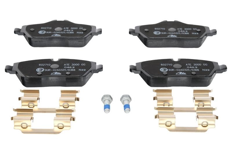 Remblokken set Voor (met extra's  met remklauw geleidingsbouten), past: BMW 1 (E81), 1 (E82), 1 (E87), 1 (E88), 2 (F45)  MINI (F55), (F56), (F57), (R56), (R57), (R58), (R59) 1.2-2.0D 06.04-