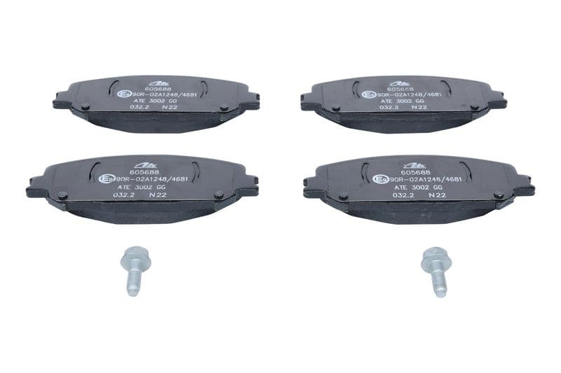 Remblokken set Voor (met remklauw geleidingsbouten), past: RENAULT ARKANA I, CAPTUR II, ESPACE V, GRAND SCENIC IV, MEGANE IV, SCENIC IV, TALISMAN 1.0-2.0D 02.15-