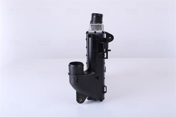 Toevoerluchtkoeler past: DS DS 4 II, DS 7, DS 9  CITROEN BERLINGO, C3 AIRCROSS I, C4 CACTUS, C4 GRAND PICASSO II, C4 III, C4 PICASSO II, C4 SPACETOURER, C5 AIRCROSS, C5 X 1.2-2.0D 02.13-