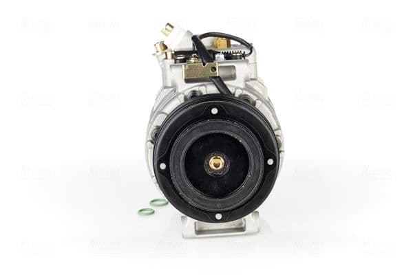Airconditioning compressor past: BMW 3 (E46), X3 (E83), X5 (E53) 2.2-4.8 01.00-12.07