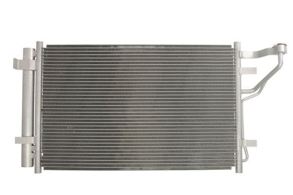 A/C condensator (met droger) past: HYUNDAI ELANTRA IV, I30 1.4-2.0 06.06-06.12
