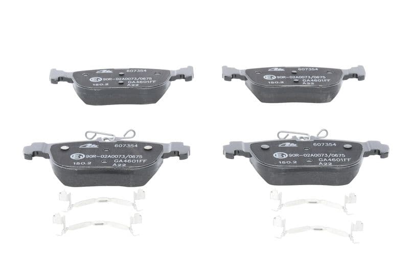 Remblokken set Achter (met extra's), past: AUDI A3, A3 ALLSTREET  CUPRA FORMENTOR, LEON, LEON SPORTSTOURER  FORD TOURNEO CONNECT V761 NADWOZIE WIELKO, TRANSIT CONNECT V761 1.0-2.5 07.19-