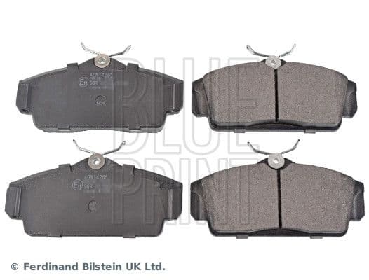 Remblokken set Voor , past: NISSAN ALMERA II, PRIMERA 1.5-2.2D 06.90-11.06