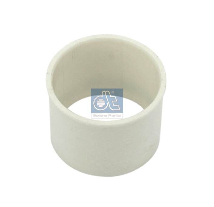 Steering knuckle pivot sleeve