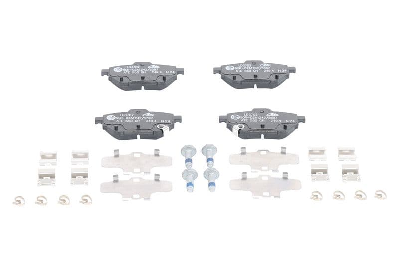 Keramische remblokken Achter (met een dempingskussen), past: TOYOTA COROLLA, YARIS CROSS 1.5/1.5H/1.6 01.19-