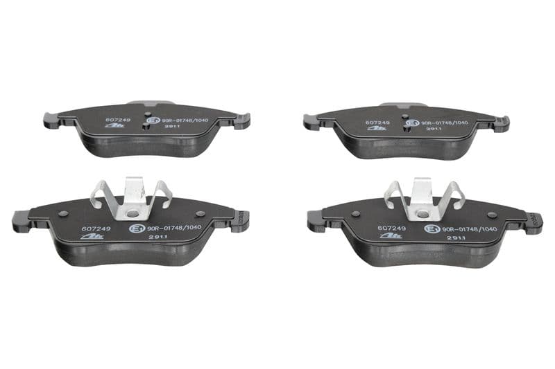 Remblokken set Voor , past: RENAULT CLIO IV, GRAND SCENIC III, LAGUNA, LAGUNA III, LATITUDE, MEGANE, MEGANE III, SCENIC III 1.2-3.5 10.07-