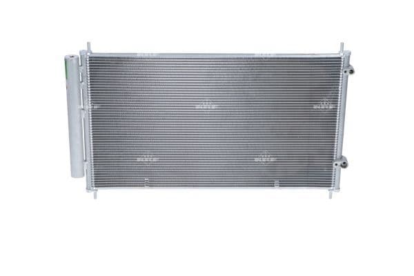 A/C condensator (met droger) past: TOYOTA YARIS 1.5H 03.12-06.20