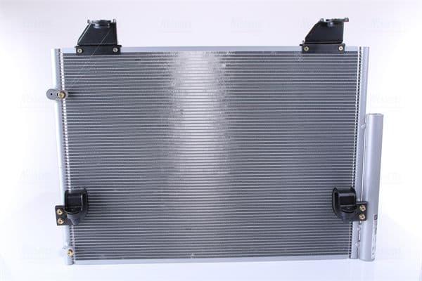 A/C condensator (met droger, (EN) additional fitting elements) past: TOYOTA HILUX VII 2.5D/3.0D 11.04-09.15
