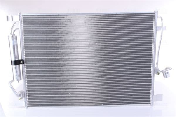 A/C condensator (met droger) past: NISSAN NAVARA NP300 2.5D 07.14-