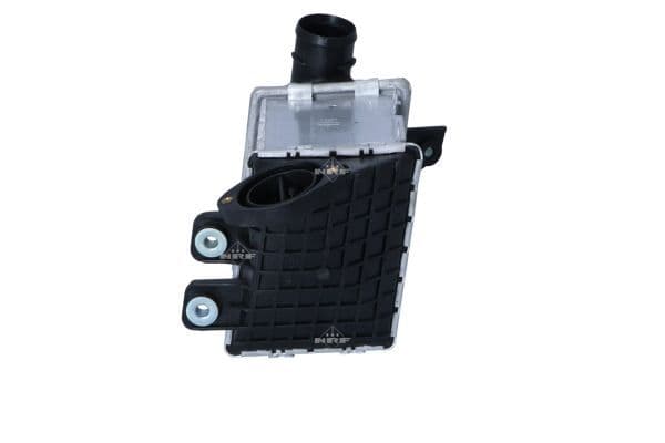 Toevoerluchtkoeler past: VW GOLF III, VENTO 1.9D 08.91-12.99