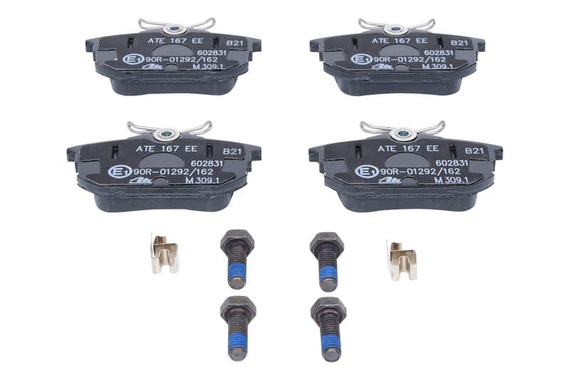 Remblokken set Achter (met remklauw geleidingsbouten), past: VOLVO S40 I, V40  MITSUBISHI CARISMA, COLT, COLT CZC VI, COLT VI, SPACE STAR 1.1-2.0D 05.95-06.12