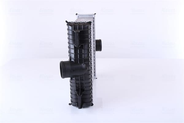 Toevoerluchtkoeler past: LAND ROVER RANGE ROVER IV, RANGE ROVER SPORT II 3.0D/3.0DH/4.4D 08.12-03.22