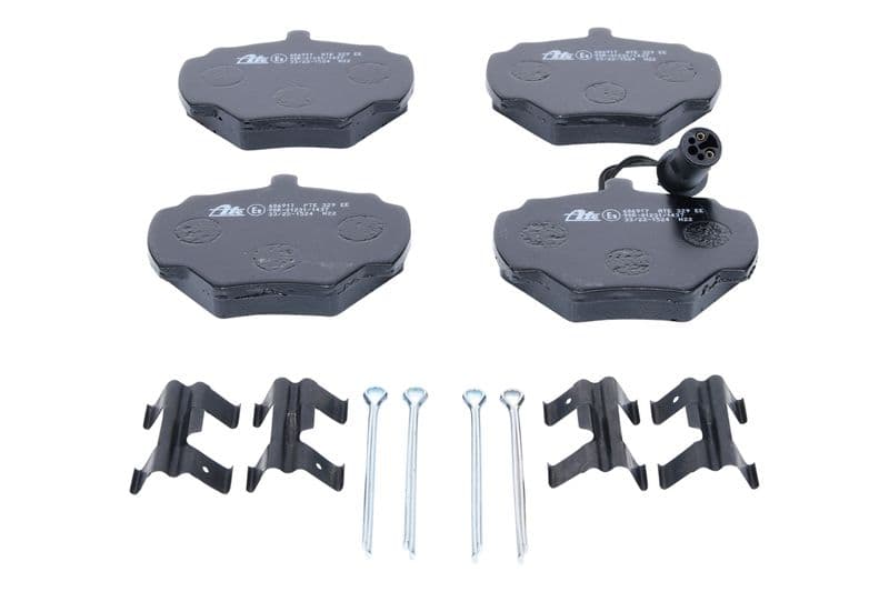 Remblokken set Achter (met extra's), past: LAND ROVER DEFENDER, DISCOVERY I, RANGE ROVER I 2.0-4.3 08.81-02.16