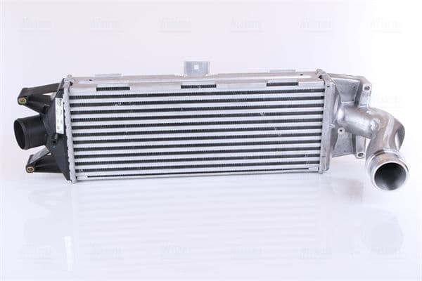 Toevoerluchtkoeler past: IVECO DAILY IV 3.0D 05.06-08.11