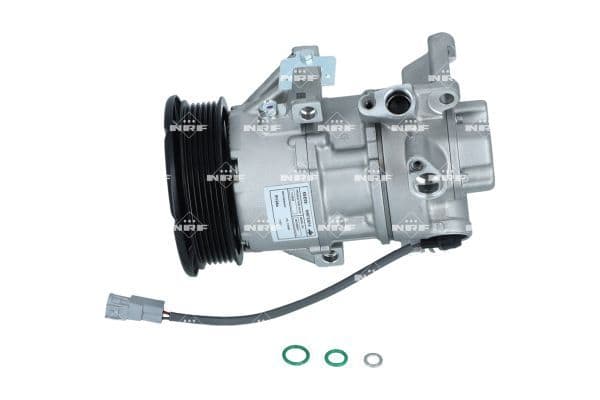 Airconditioning compressor past: TOYOTA YARIS 1.0/1.3 04.99-09.05