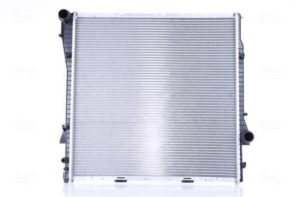 Motorradiator (automatisch, met eerst passende elementen) past: BMW X5 (E53) 3.0/3.0D/4.4 01.00-10.06