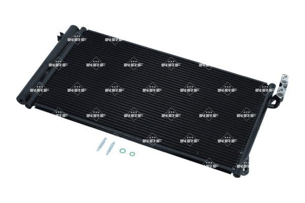 A/C condensator (met droger) past: BMW 1 (E81), 1 (E82), 1 (E87), 1 (E88), 3 (E90), 3 (E91), 3 (E92), 3 (E93), X1 (E84), Z4 (E89) 1.6-3.0D 06.04-08.16