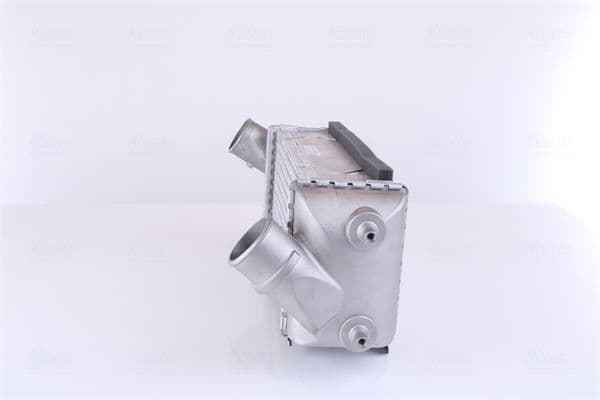 Toevoerluchtkoeler past: HYUNDAI IX35  KIA SPORTAGE III 1.6/2.0/2.0D 08.09-12.16