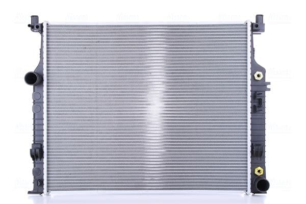Motorradiator (met eerst passende elementen) past: MERCEDES GL (X164), M (W164), R (W251, V251), SL (R230) 3.0-6.3 01.06-08.12