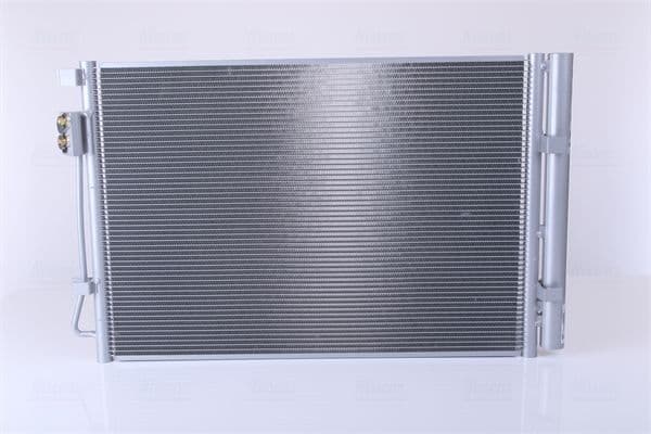 A/C condensator (met droger) past: HYUNDAI I20 ACTIVE, I20 II 1.2/1.2LPG/1.4 11.14-09.21