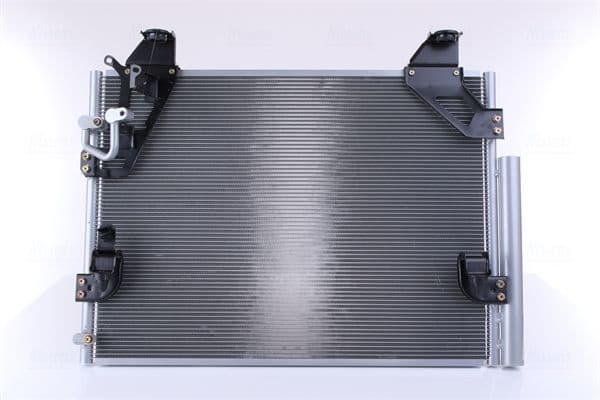 A/C condensator (met droger, (EN) additional fitting elements) past: TOYOTA HILUX VII 2.5D/3.0D 11.04-09.15