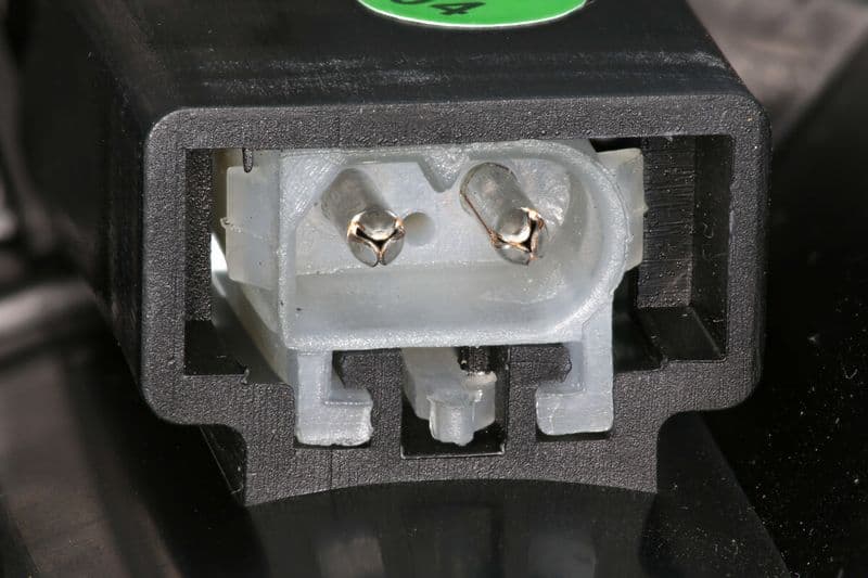 Luchtblazer past: MERCEDES SPRINTER 3,5-T (B906), SPRINTER 3-T (B906), SPRINTER 4,6-T (B906), SPRINTER 5-T (B906)  VW CRAFTER 30-35, CRAFTER 30-50 1.8-3.5 04.06-09.20