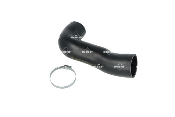 Intercooler slang Links (Inlaat zijde) past: AUDI A3  SEAT ALTEA, ALTEA XL, LEON  SKODA OCTAVIA II, SUPERB II, YETI  VW BEETLE, CADDY ALLTRACK IV, CADDY III, CADDY IV, CC B7 1.6D/2.0D 05.03-06.22