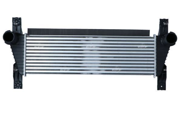 Toevoerluchtkoeler past: FORD RANGER 2.2D/3.2D 04.11-