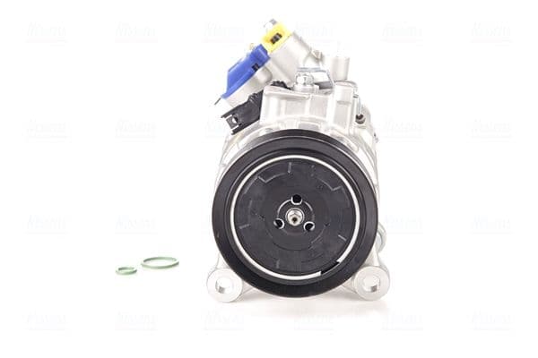 Airconditioning compressor past: BMW 3 (E90), 3 (E91), 3 (E92), 3 (E93), X3 (F25) 2.0D 12.04-08.17