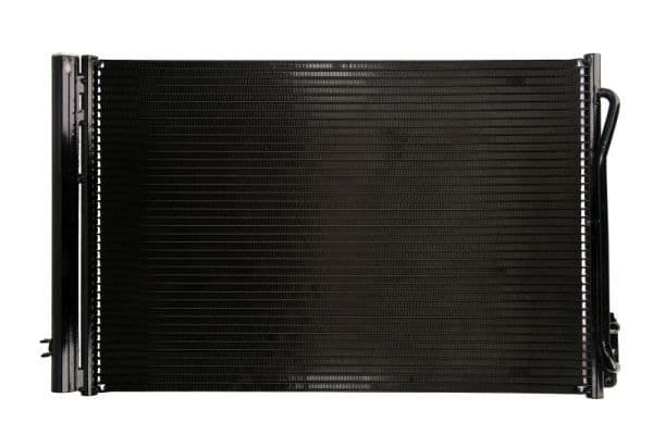 A/C condensator (met droger) past: BMW 1 (E81), 1 (E82), 1 (E87), 1 (E88), 3 (E90), 3 (E91), 3 (E92), 3 (E93), X1 (E84), Z4 (E89) 1.6-4.4 06.04-08.16