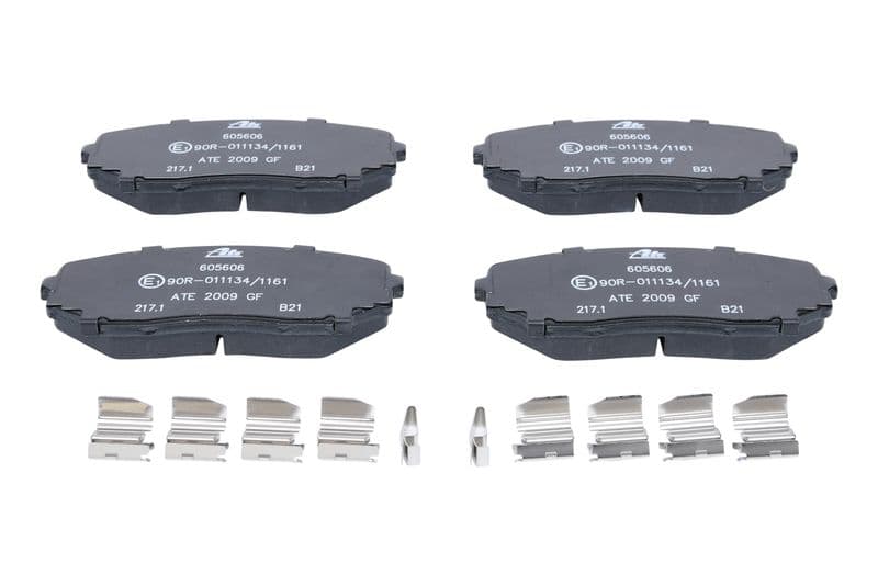 Remblokken set Voor (met extra's), past: FORD USA EDGE  LINCOLN MKX  MAZDA CX-5, CX-7, CX-9  MITSUBISHI ECLIPSE CROSS, PAJERO SPORT III 1.5-3.7 06.06-