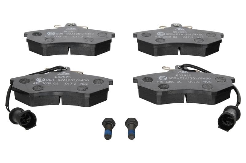 Remblokken set Voor , past: AUDI 100 C3, 200 C3, 80 B3, 80 B4, A4 B5, QUATTRO 1.6-2.6 07.80-09.01