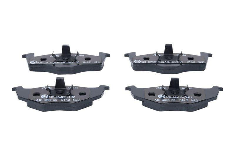 Remblokken set Voor , past: SEAT CORDOBA, CORDOBA VARIO, IBIZA II, TOLEDO I  VW GOLF III, POLO, POLO III CLASSIC, VENTO 1.0-2.0 05.91-12.02