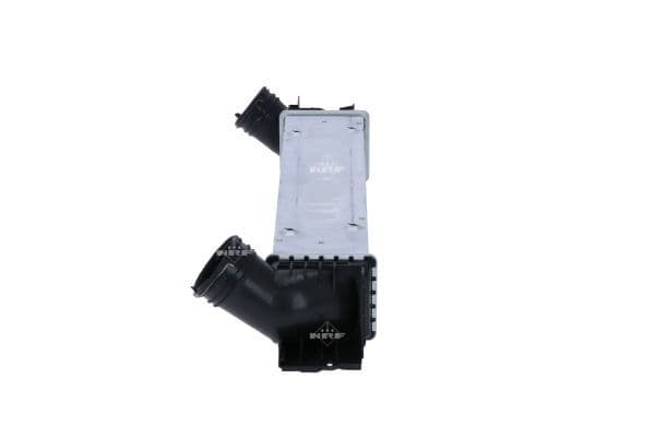 Toevoerluchtkoeler past: BMW 1 (E81), 1 (E82), 1 (E87), 1 (E88), 3 (E90), 3 (E91), 3 (E92), 3 (E93), X1 (E84) 2.0D 06.04-06.15