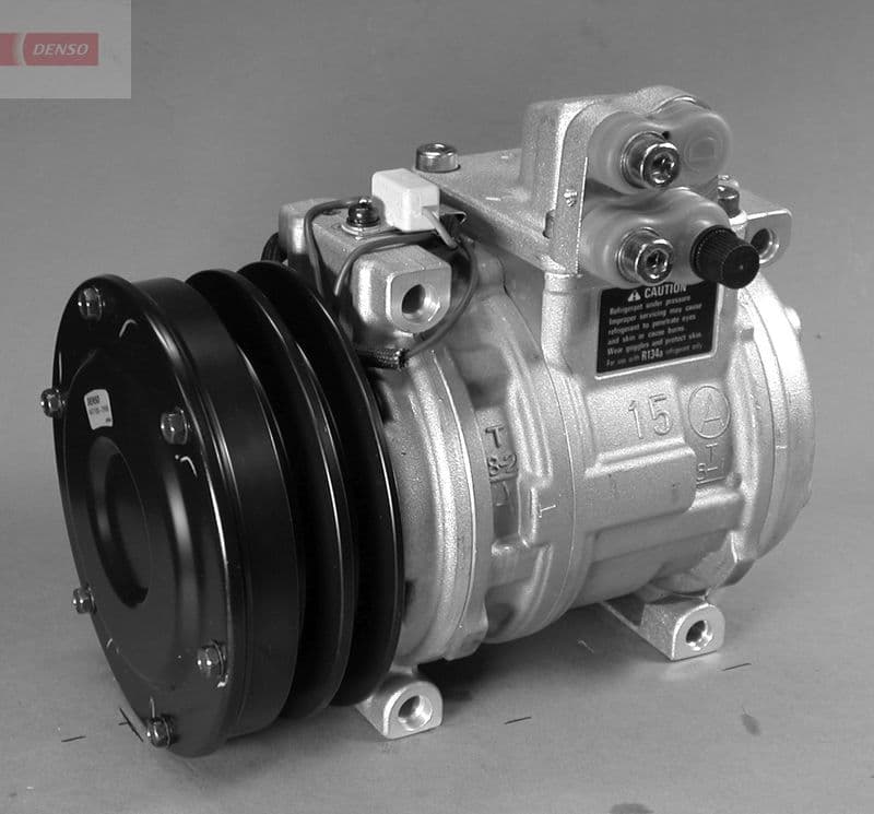 Airconditioning compressor (beoogd gebruik: vrachtwagens) past: JOHN DEERE 100, 200, 2000, 300, 400, 500, 600, 6000, 700, 7000