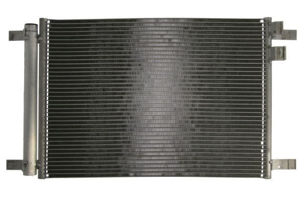 A/C condensator (met droger) past: AUDI A3, Q2, Q3, TT  SKODA KODIAQ II, OCTAVIA IV, SUPERB IV  VW CADDY CALIFORNIA V CAMPER, CADDY V, GOLF VIII, PASSAT B9, TIGUAN 1.0-2.5 04.12-