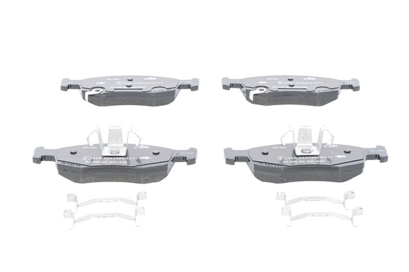 Remblokken set Voor , past: ABARTH 500E  FIAT 500, 500 C, 500E, PANDA  LANCIA YPSILON 0.9-Electric 07.07-