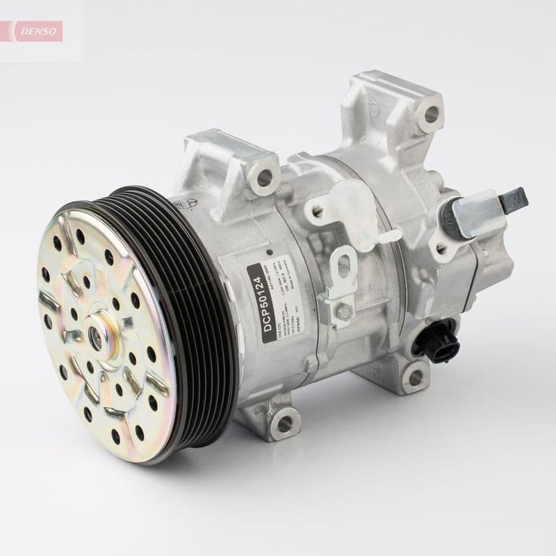 Airconditioning compressor (geen olieaftapplug) past: TOYOTA AVENSIS, COROLLA VERSO 2.0-2.4 03.03-03.09
