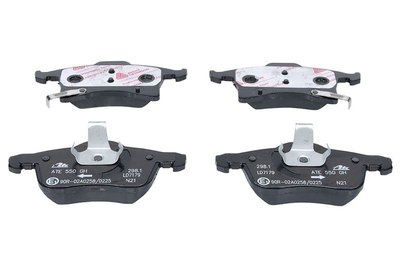 Keramische remblokken Voor , past: OPEL ADAM, ASTRA H, ASTRA H CLASSIC, ASTRA H GTC, COMBO, COMBO TOUR, CORSA C, CORSA D, CORSA E, MERIVA A, MERIVA B, ZAFIRA A, ZAFIRA B  SAAB 9-3 1.0-3.0D 09.97-